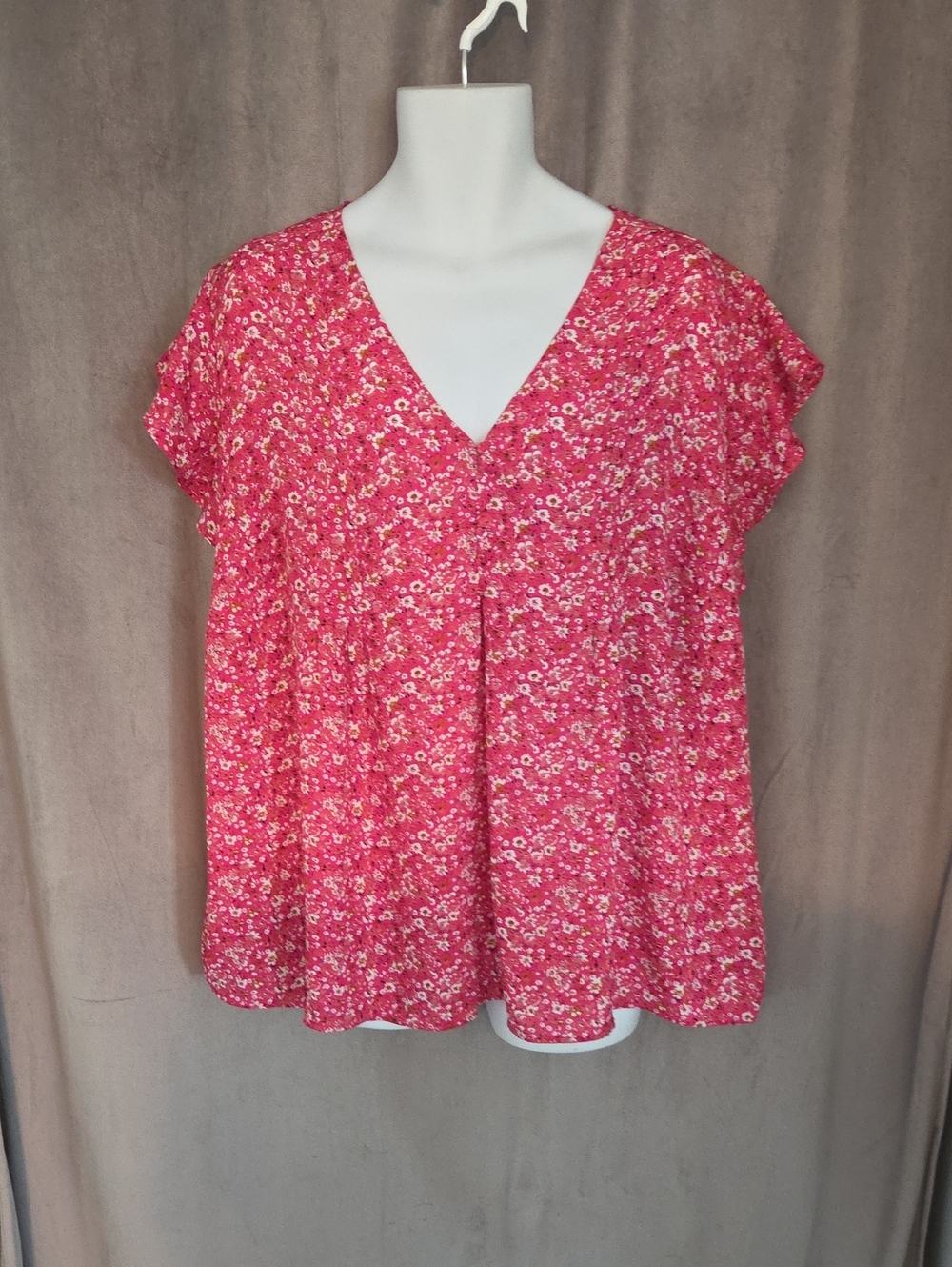 Cynthia Rowley 3X Pink Floral V-Neck Flutter Top